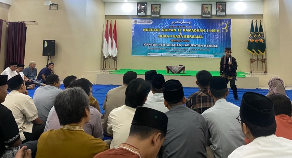 Kantor Pertanahan Kendal Peringati Nuzulul Qur’an Dengan Menggelar Pengajian