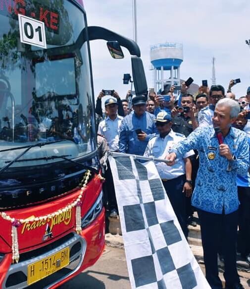 Ganjar Resmikan Trans Jateng Koridor III