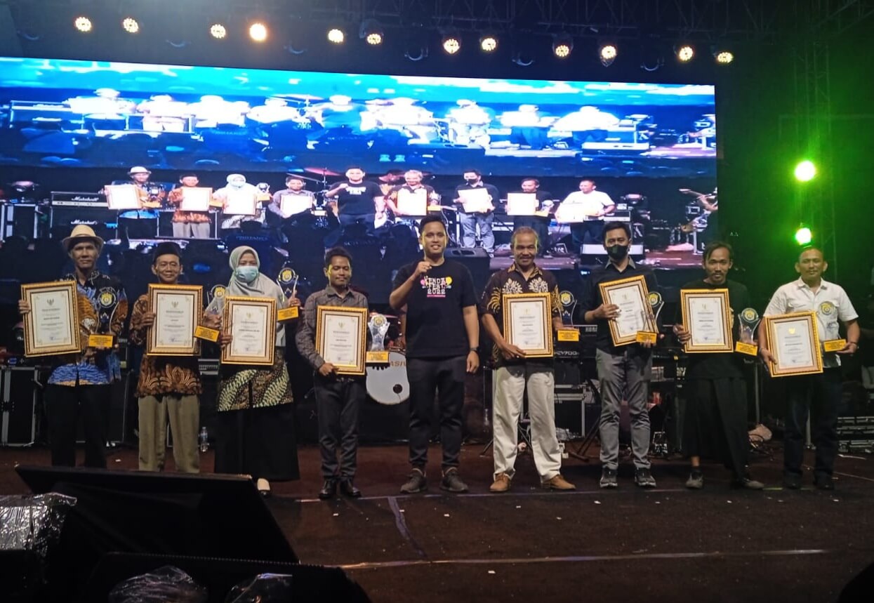Bupati Award 2022 Dimeriahkan D’Masiv
