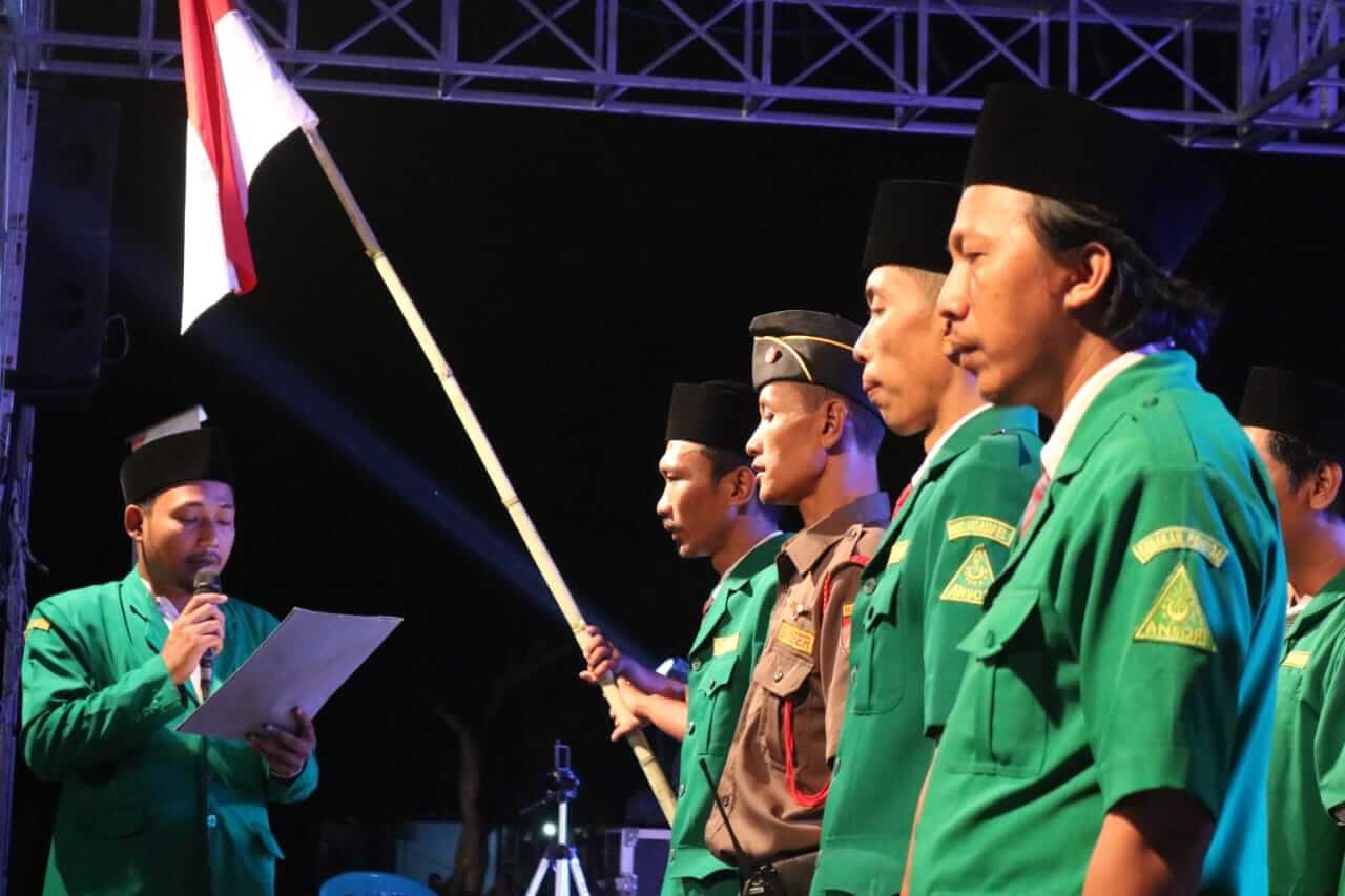 Santunan anak Yatim – Pengajian Umum Meriahkan Pelantikan GP Ansor Kecamatan Ngampel