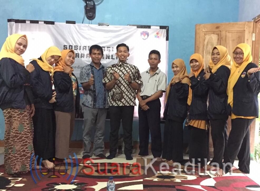 KKN UPGRIS Ajari Warga Penggaron Kidul Bisnis Online Tanpa Modal