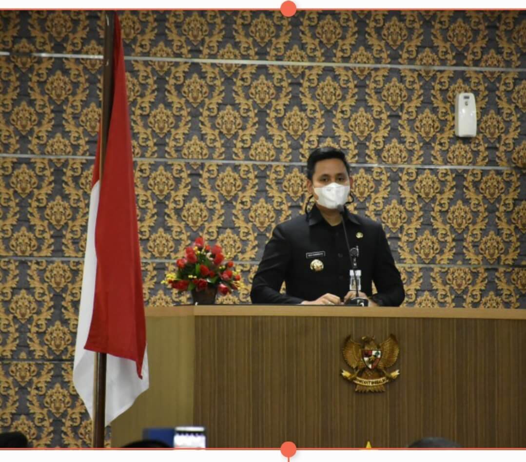 Bupati Dico Sampaikan Visi-Misi Dihadapan Dewan