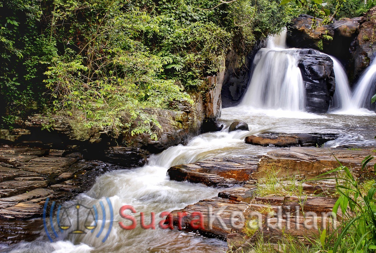 Curug Lanang Yang Masih Jomblo