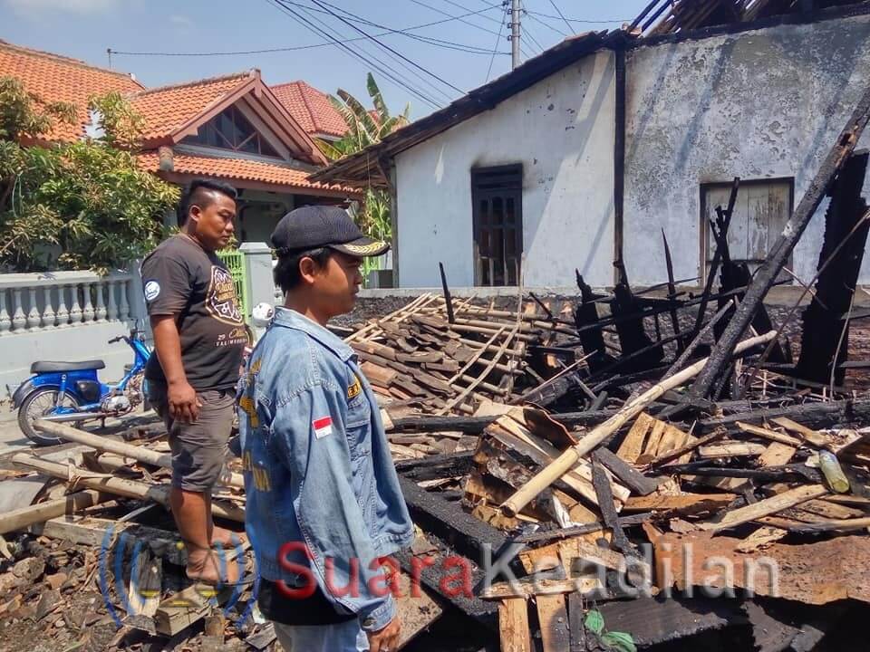 Dua Rumah Di Sarurejo Ludes Terbakar