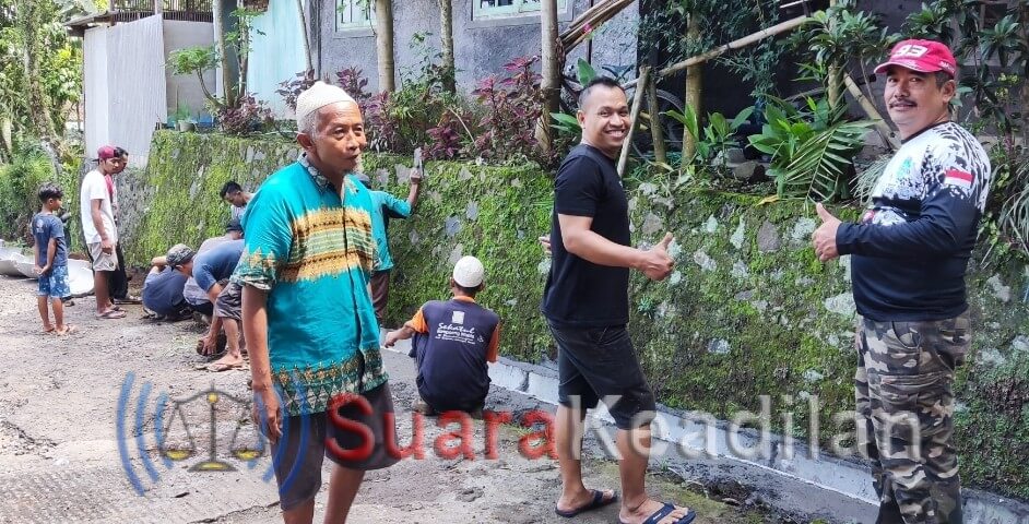 Kalah Pilkades, Tetap Semangat Bangun Talud Bersama Warga
