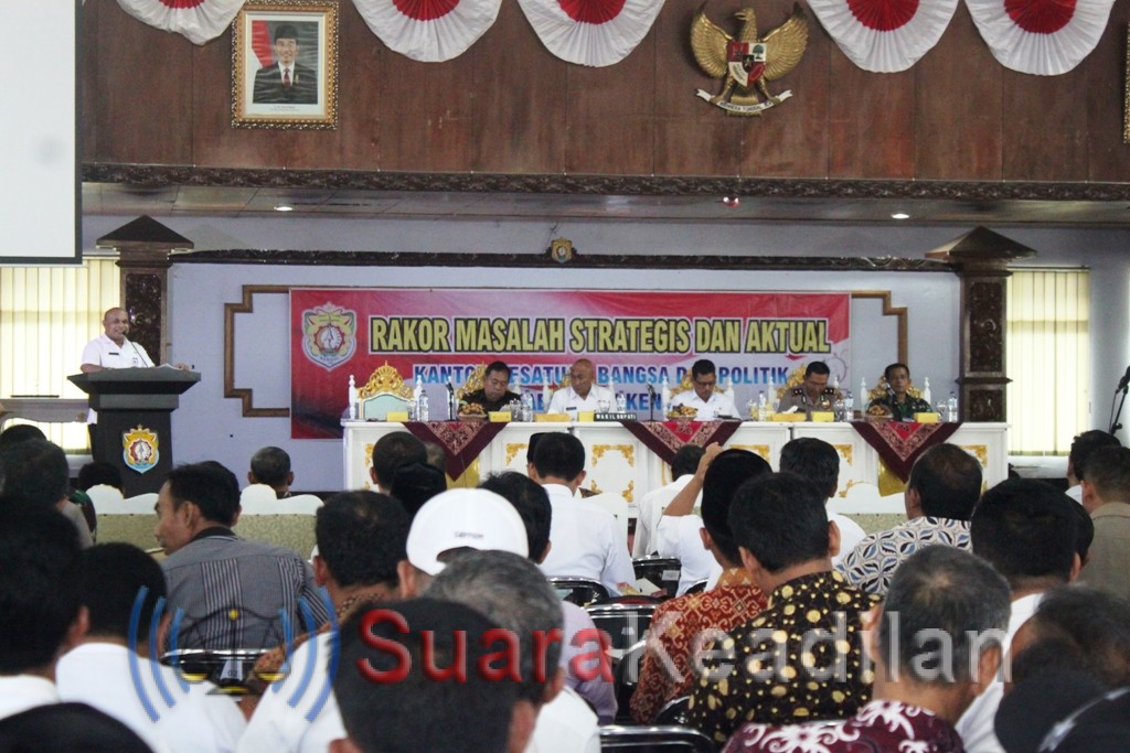 4.000 Warga Memperebutkan 449 Kursi Perangkat