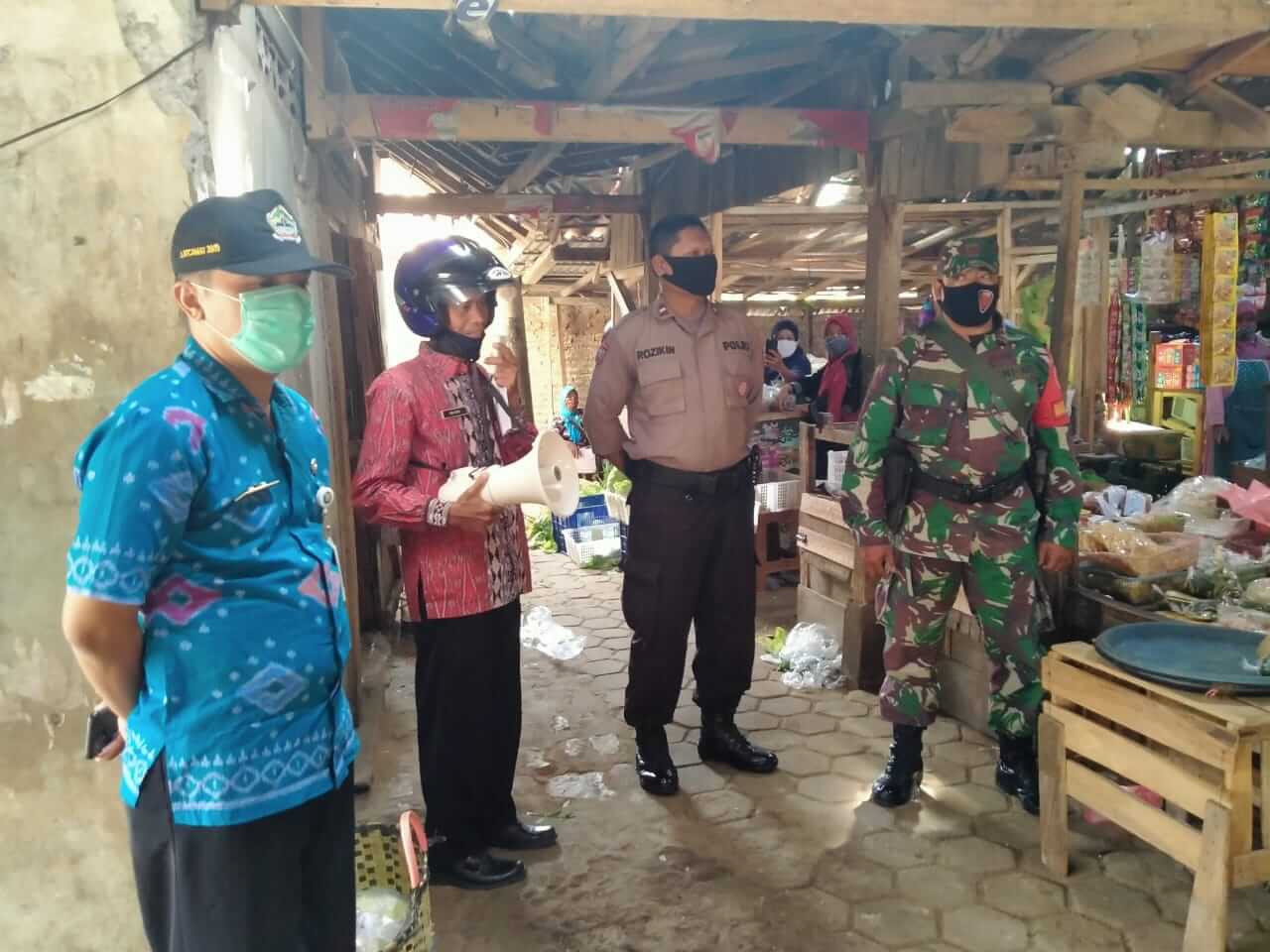 Tim Gugus Covid Kecamatan Kangkung, Sosialisasi Wajib Pakai Masker