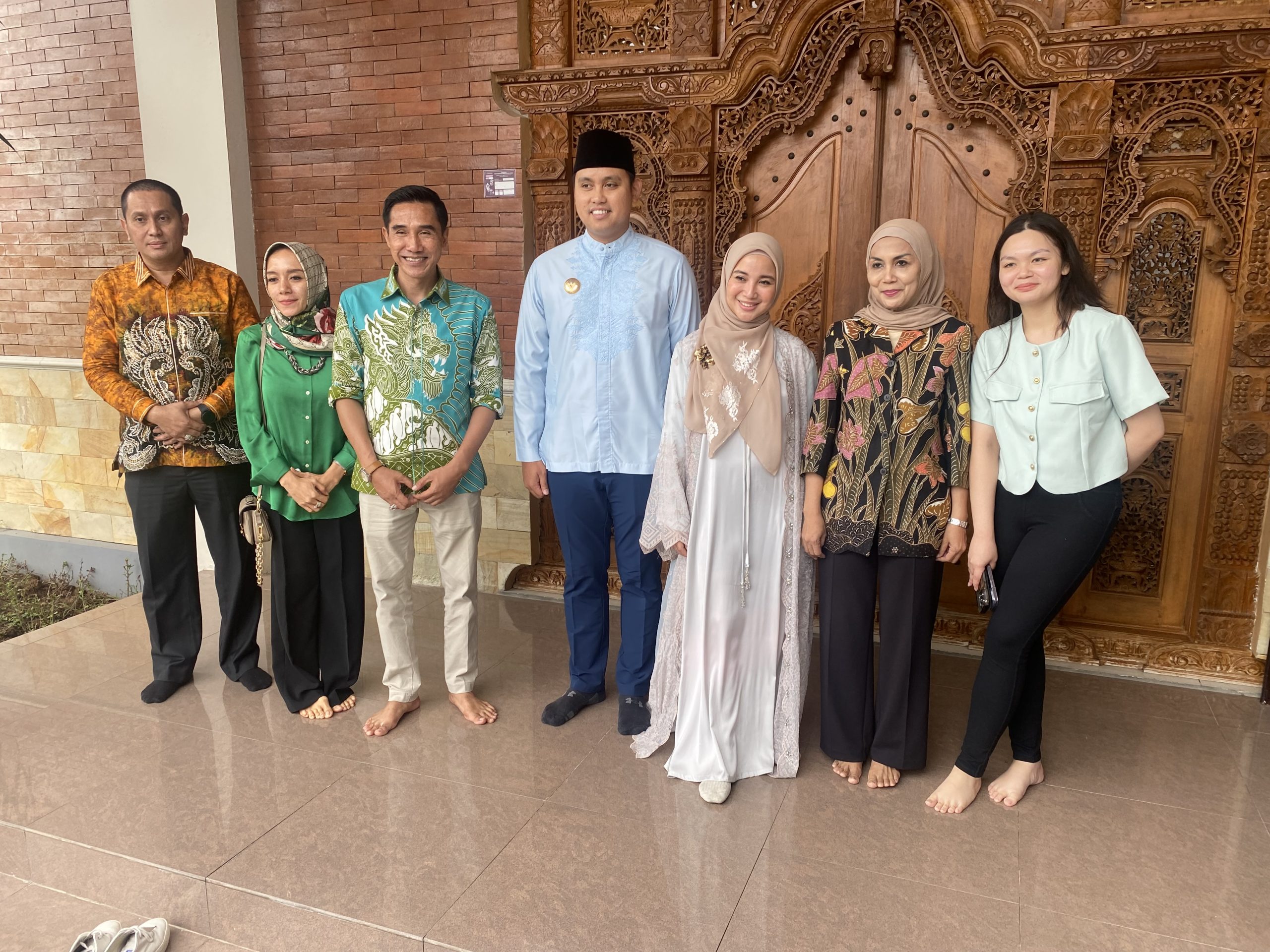 Di Silaturahimi Tika-Benny, Bupati Dico Titip Pembangunan GOR – Masjid Agung Kendal Diselesaikan