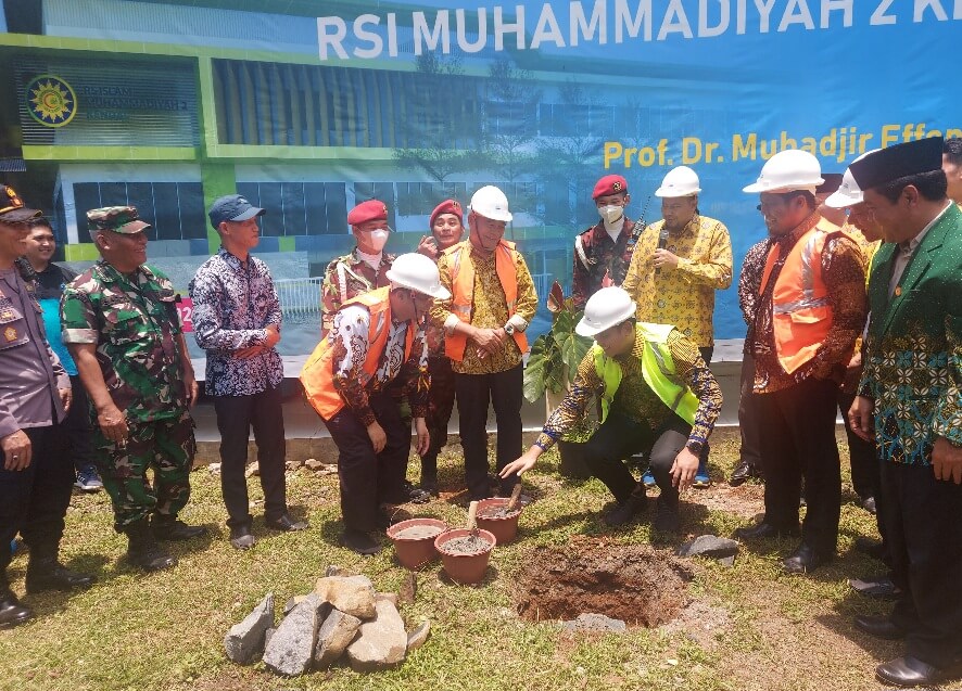 Menteri PMK Bersama Bupati Dan PDM, Lakukan Groundbreaking RSI Muhammadiyah 2 Kendal
