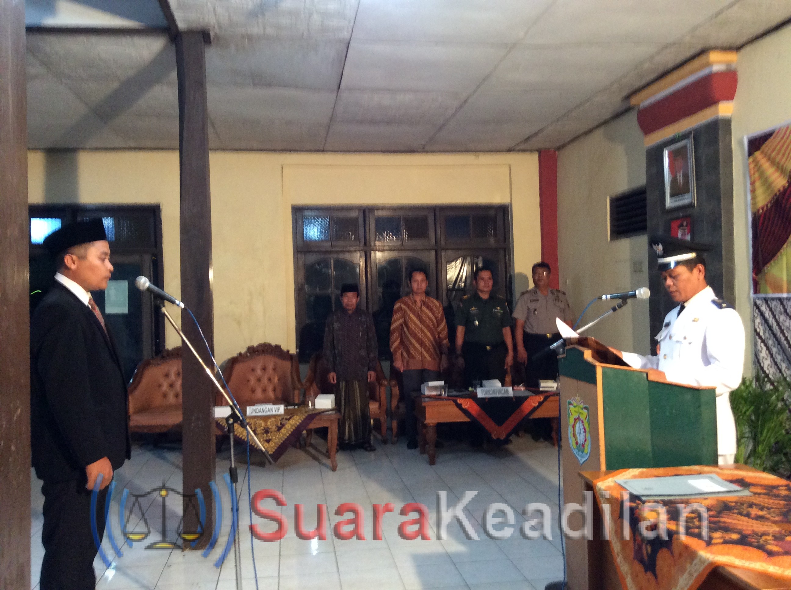 Dari Staf Pelayanan, Alhusni Mubarok Dilantik Jadi Kasi Pelayanan