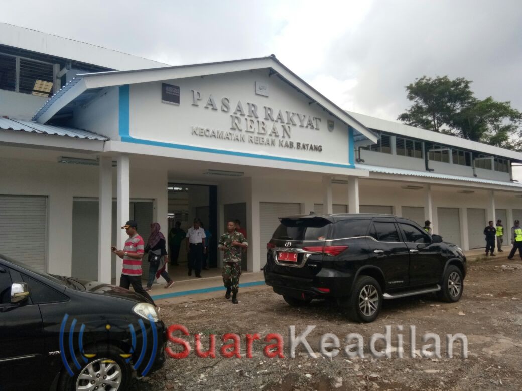 Akibat Nunggu Diresmikan Presiden, Pasar Rakyat Reban Belum Ditempati