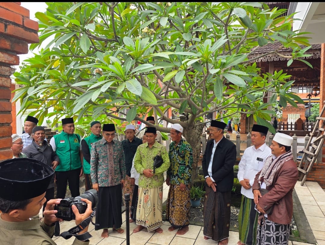 Sambut Muktamar, DPC PPP Kendal Gelar Silaturahim Tokoh PPP dan Ziarah ke Makam Pendiri Partai