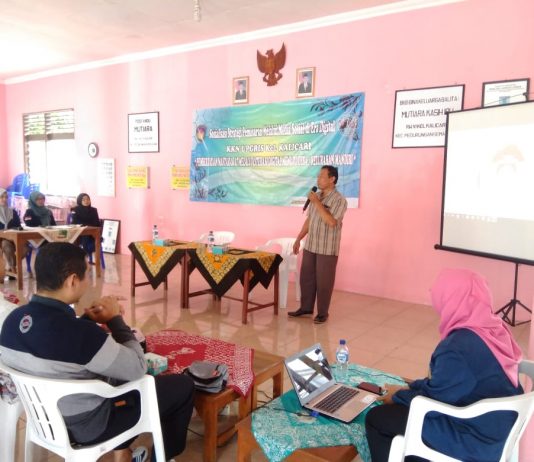 Tim KKN UPGRIS Beri Pelatihan Strategi Pemasaran Digital Ke Warga Kalicari
