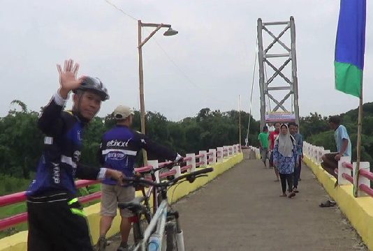 Jembatan Gantung Kali Blorong, Destinasi Wisata Kuliner-Mancing Rejosari