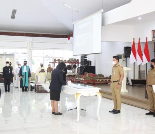 Lantik Secara Virtual, Bupati Minta ASN Jadi Contoh Laksanakan Prokes