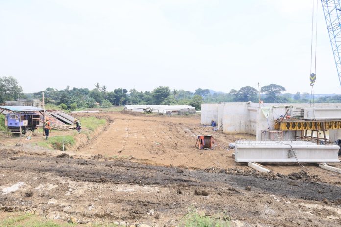 f05928d3-3f94-4d87-a883-c82a4037a2b8